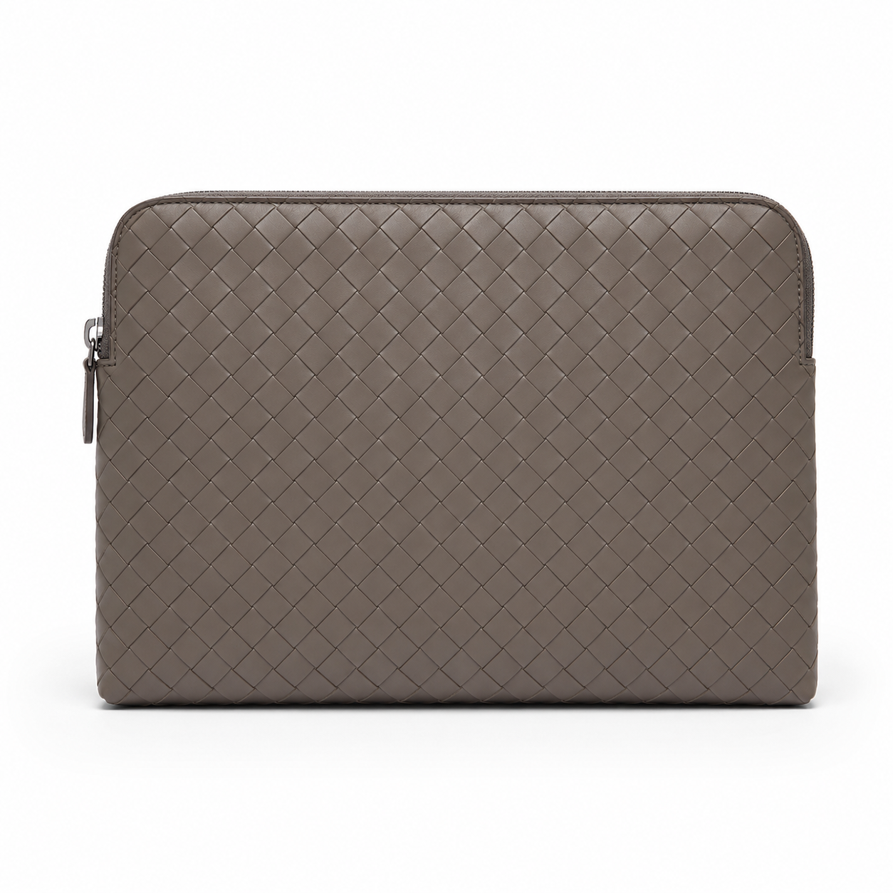 Przód etui na laptopa Sortpol z plecionej skóry.